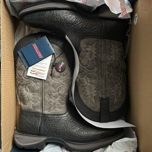 New in Box-Durango Western Cowboy Boots. Size 11M black and charcol gray color